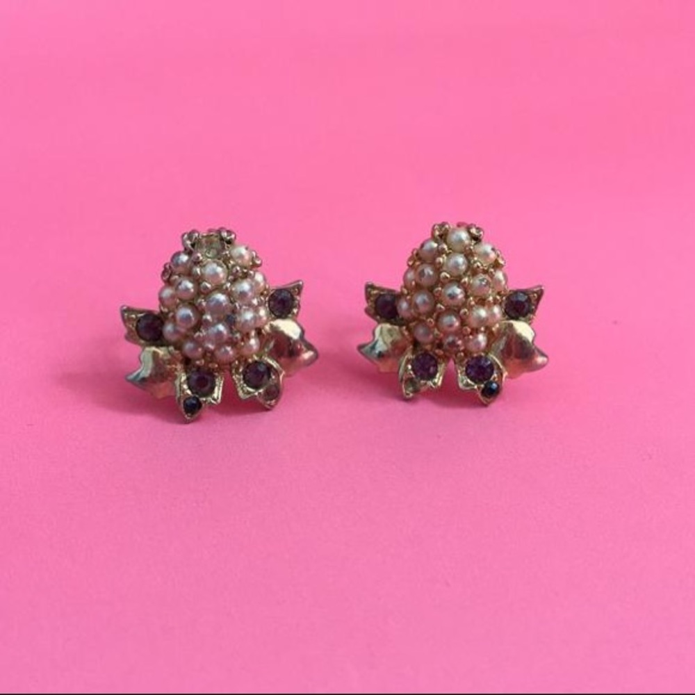 Old Hollywood Screwback Pearl rhinestone Earrings